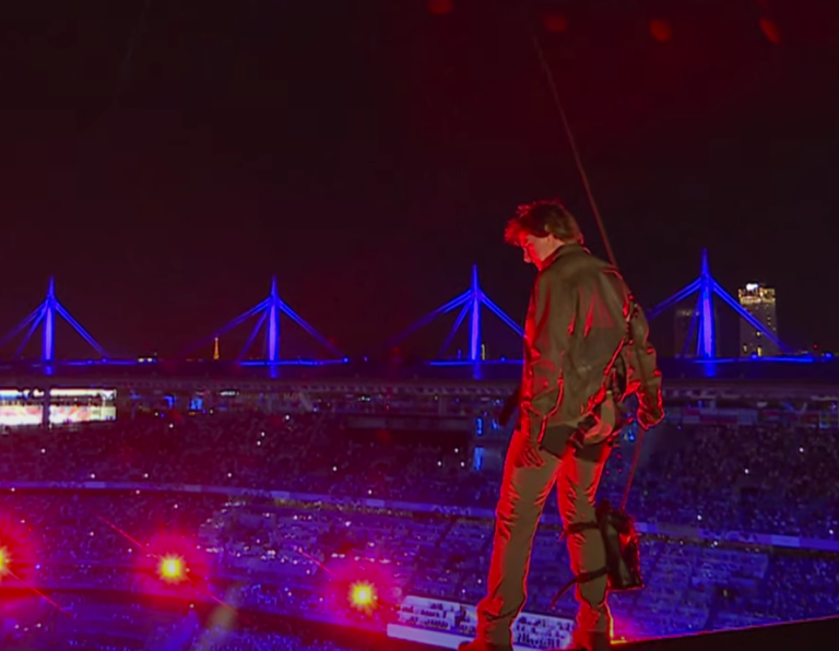 Tom Cruise on Olympics Closing Ceremony: A Hollywood Spectacle